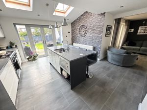 Kitchen- click for photo gallery